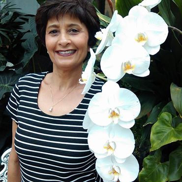 Malini Johar Schueller